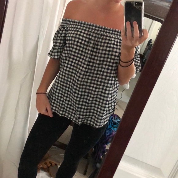 Plaid off the shoulder top - Picture 3 of 3